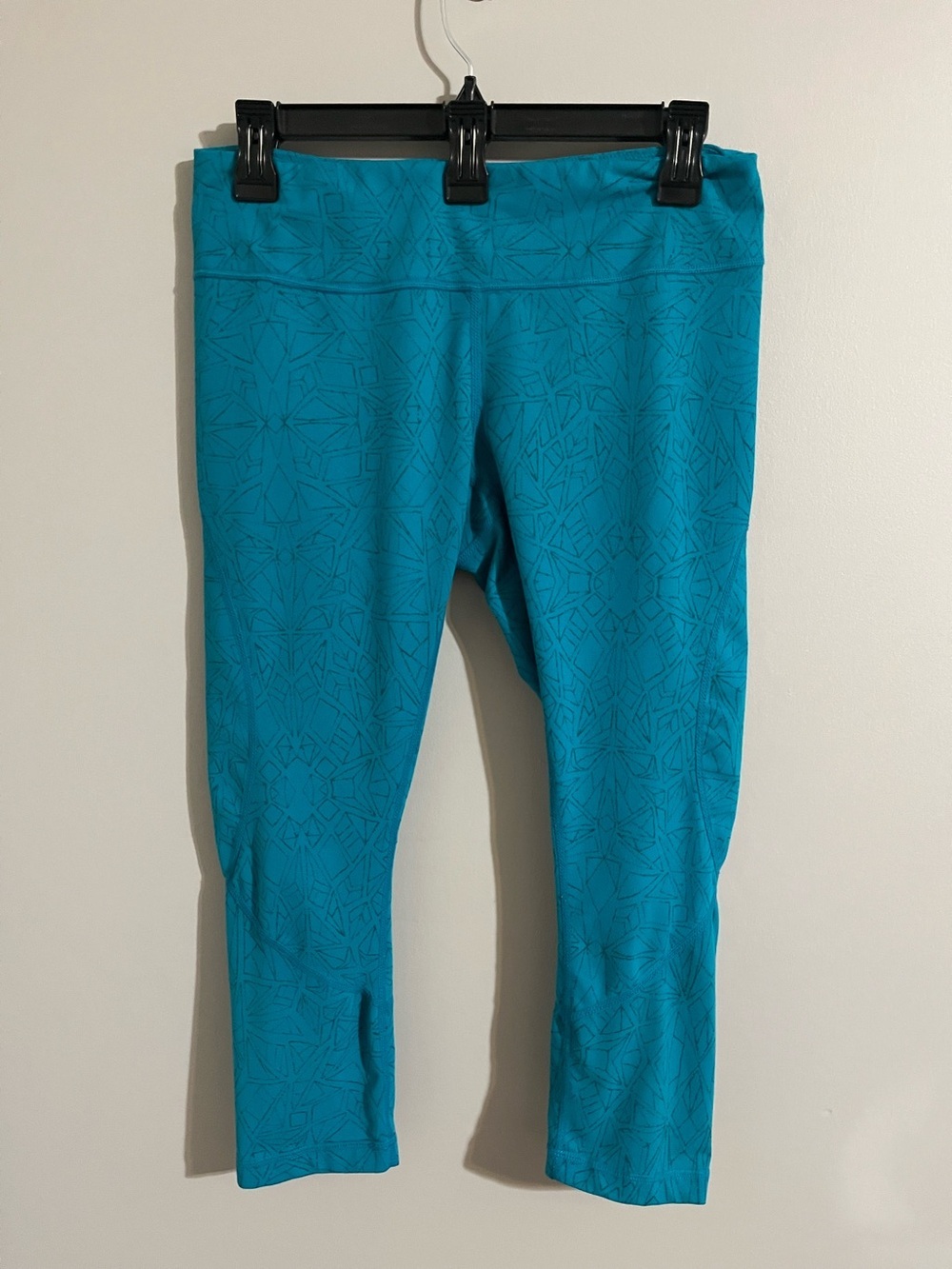 Zella Cropped Geometric Design Yoga Leggings